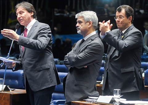 Senado aprova restrições a novos partidos